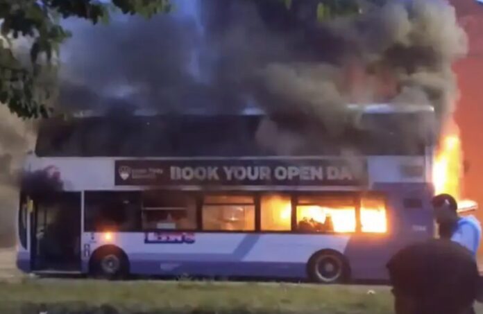 Bus on fire Harehills riot | Photo: TikTok